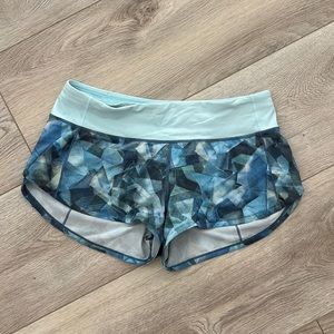 Lululemon speed up low rise 2.5in short